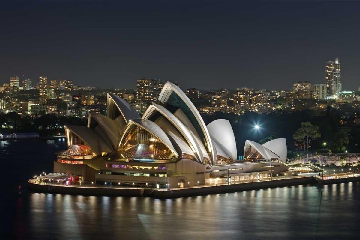 Apartment A Comfy & Modern Near Darling Harbour *