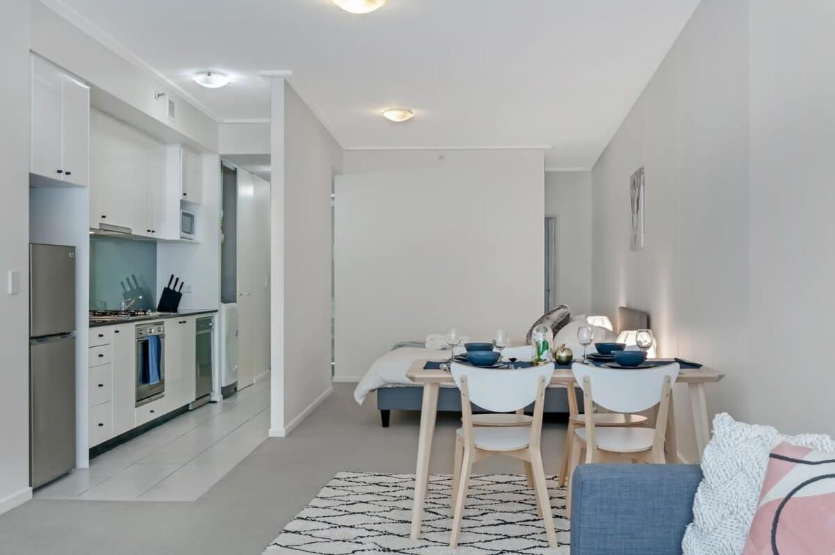 Apartment A Comfy & Modern Near Darling Harbour Sydney