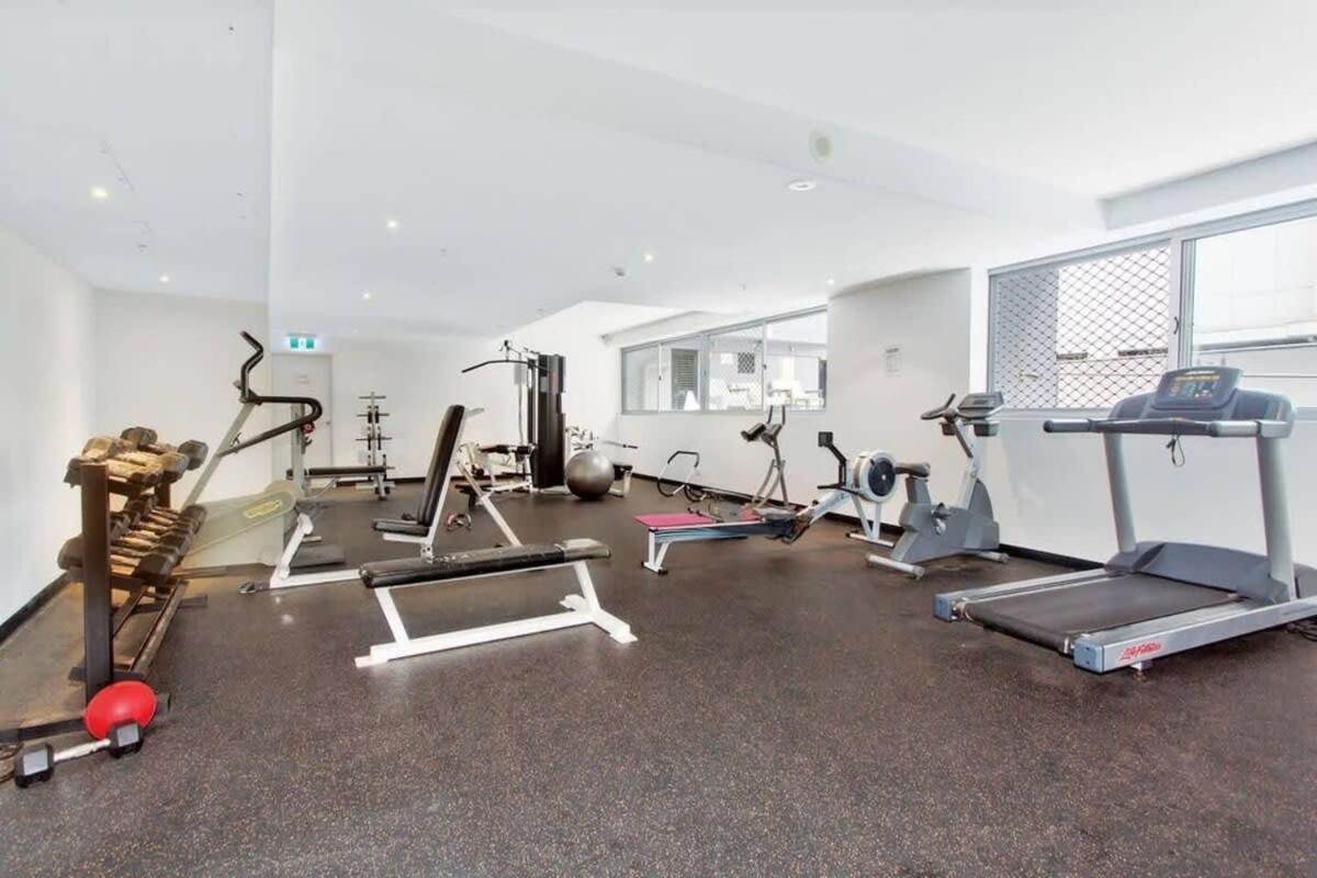 Apartment A Comfy & Modern Near Darling Harbour