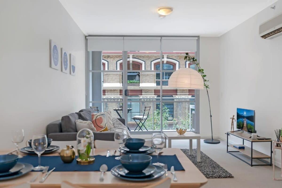 Apartment A Comfy & Modern Near Darling Harbour Sydney